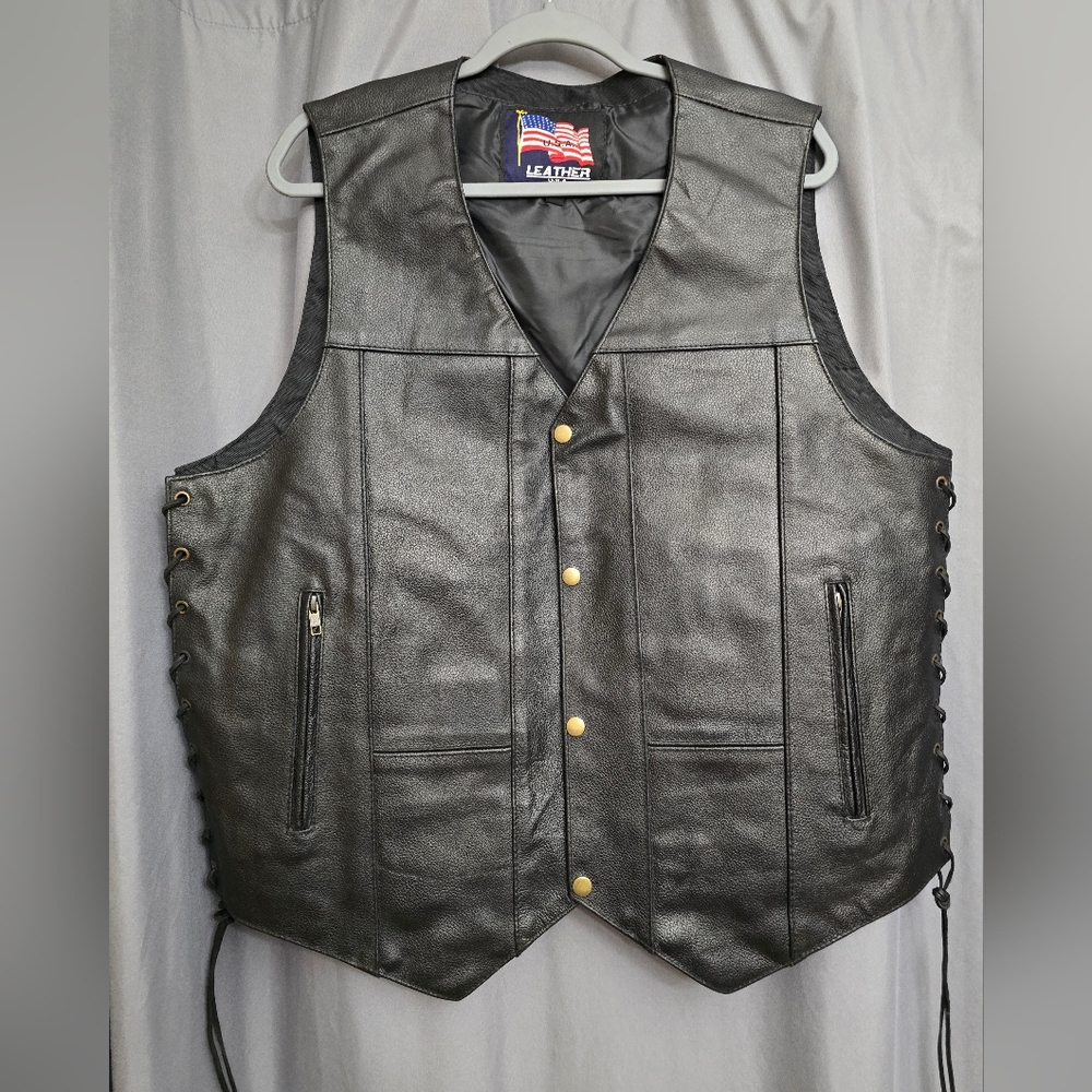 Men's Black Leather Biker Vest with Snap Front